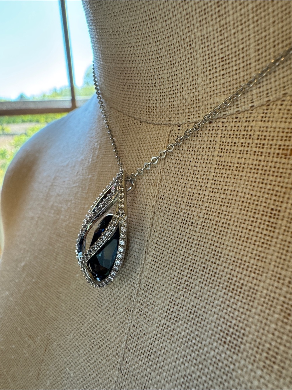 Swarovski Teardrop Collarbone Necklace